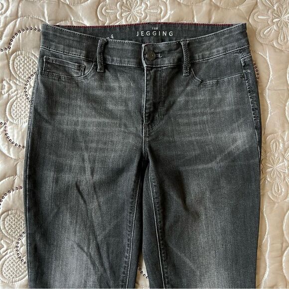 White House Black Market Black The Jegging Jeans in Gray Size 4 - Picture 6 of 9